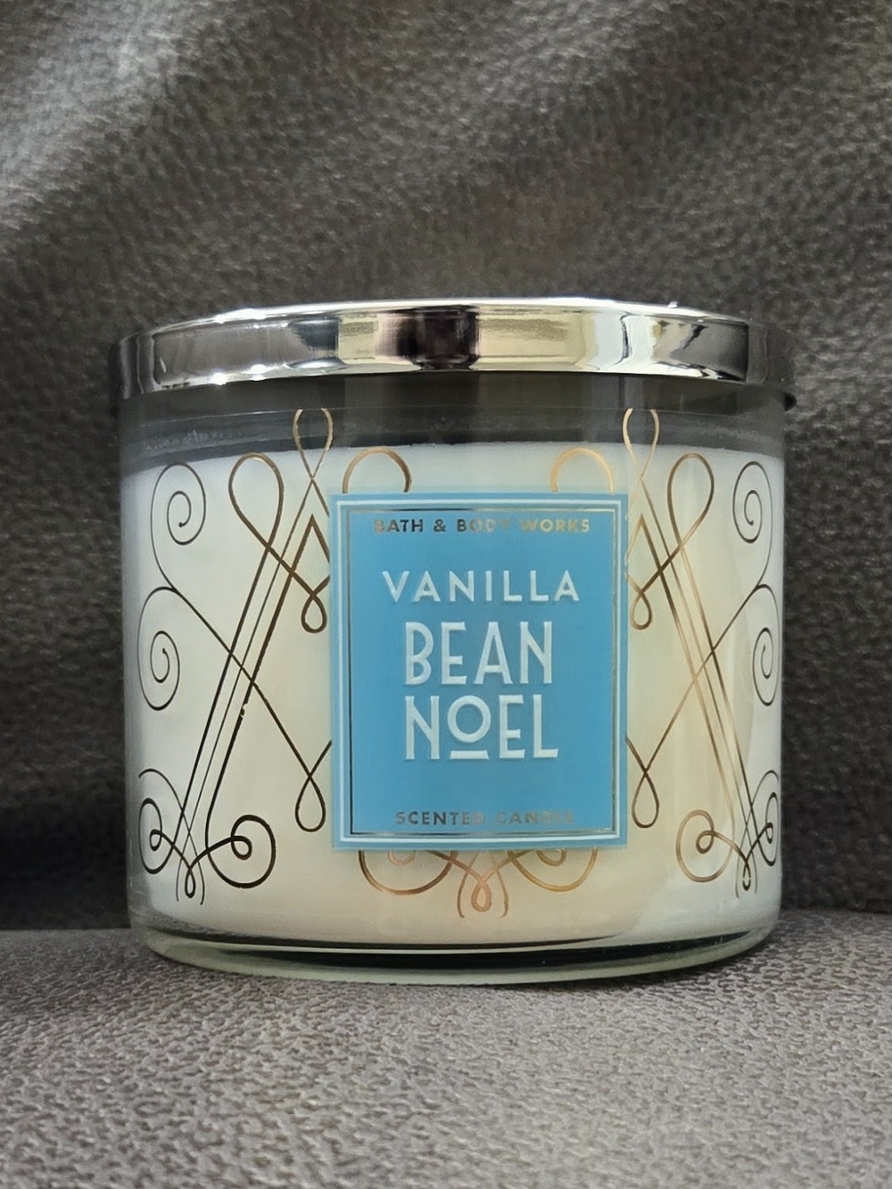 Bath & Body Works Vanilla Bean Noel 3-Wick Candle